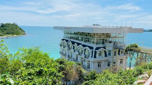 www.perapalace.com
