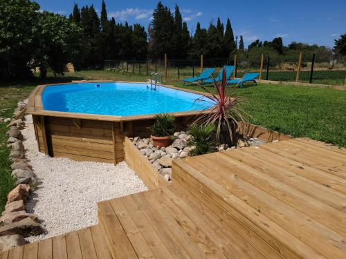 www.glorybeachresort.com