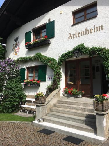 www.arlenheim.at