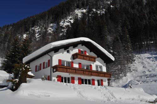 www.alpenhaus-thurnher.at