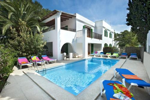 www.scopello-villas.com