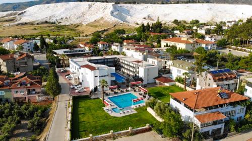 www.anyaresorthotel.com