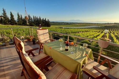 www.enjoyseaviewapartments.com