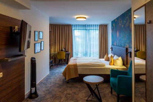 www.tripinn-hotels.com