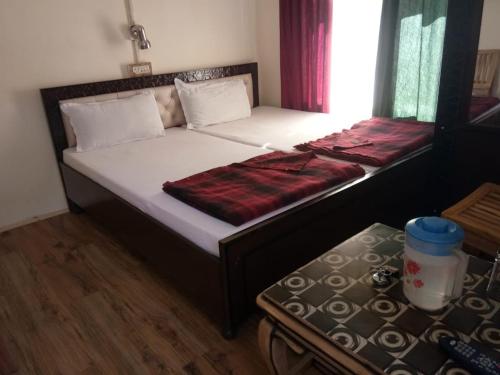 www.hotellaxmipriya.in