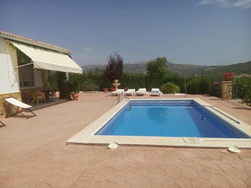 www.bellavistalipari.it