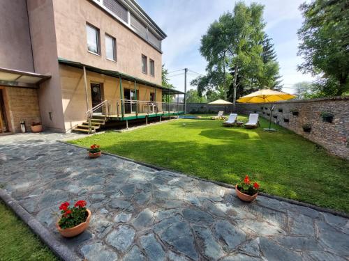 www.hotelrosamorada.com.mx
