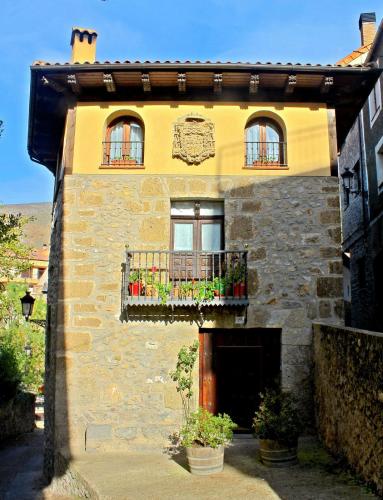 www.hotelcasadelabadsxxi.com