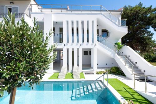 www.albatrosbeachhouse.gr