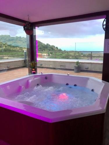 www.hotelalbatrosvarigotti.it