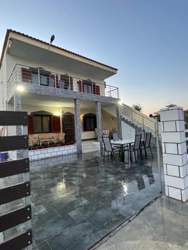 www.villailixon.com