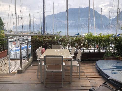 www.hoteltorbole.it
