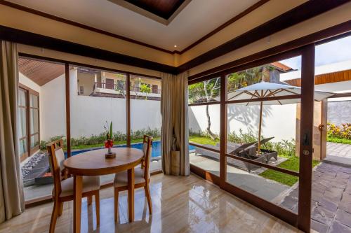 www.champlungsariubud.com