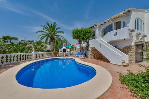 www.villapontebora.com