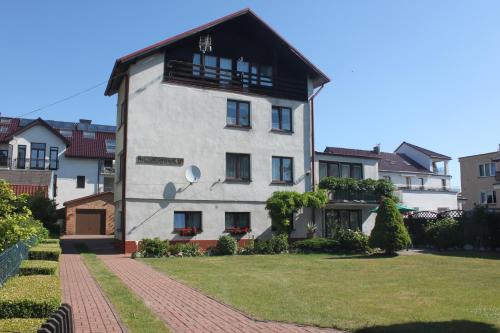 www.mantaraya-hotel.com