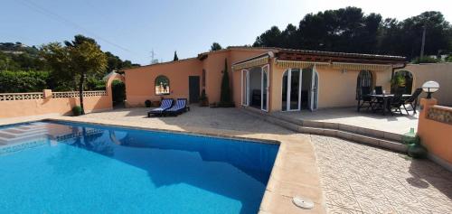 www.hotelmonge.com