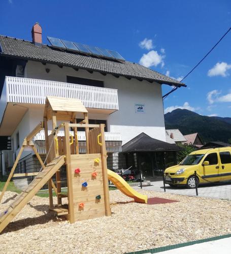 www.apartments-marica.com