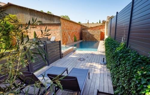 www.hotelflordeoriente.com