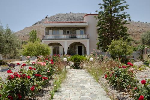 www.hellovillasalgarve.com