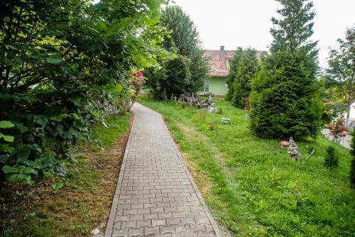 www.hoteldumidivisan.com