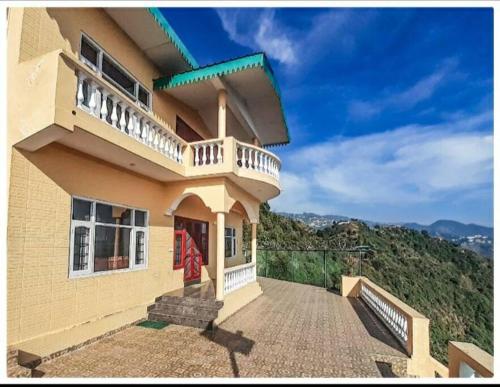 www.landsendroatan.com