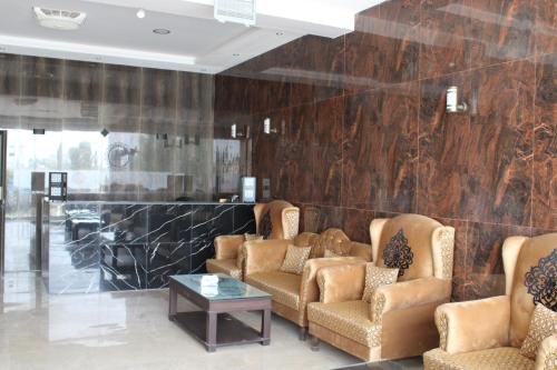 www.delizaresidency.com