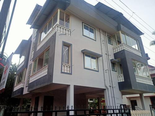 www.apricushotels.com