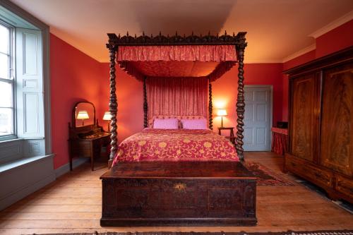 www.sawcliffemanor.com