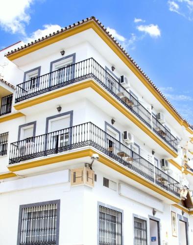 www.casalatorre.com