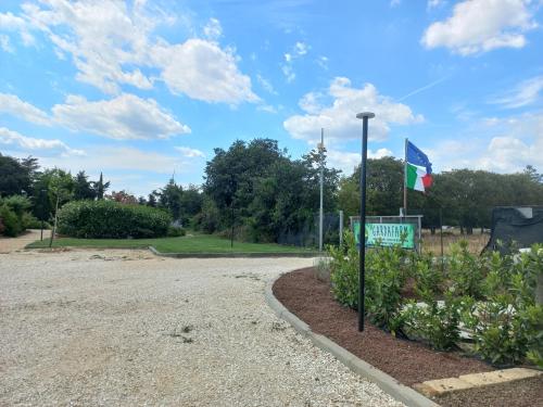 www.gardafarmverona.com