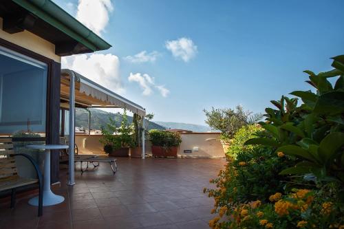 www.italianeisole.it