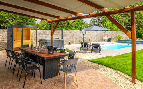 www.villas-croatia-nonoban.com