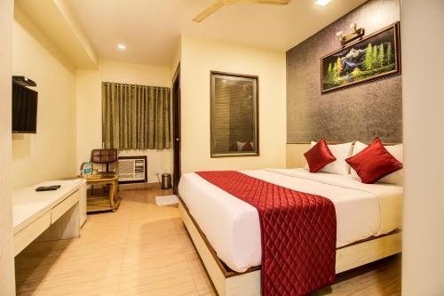 www.hotelatithiinn.in