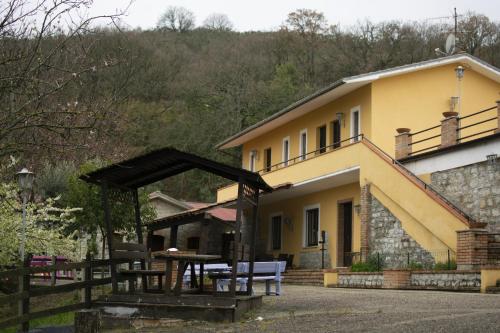 www.laquerciadelcavaliere.com