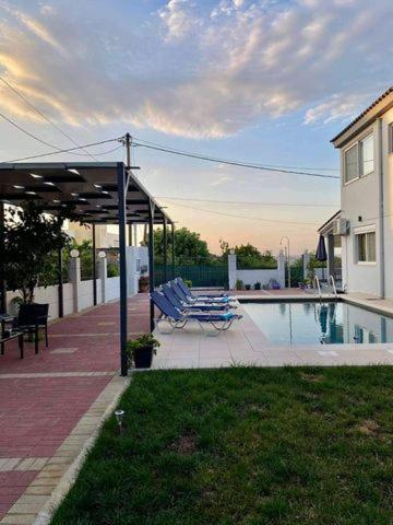 www.artemis-villa.com