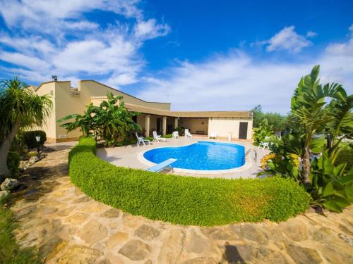 www.xeniasicilyvillas.com