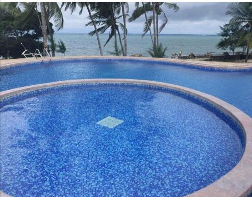 www.ftlbeachresort.com