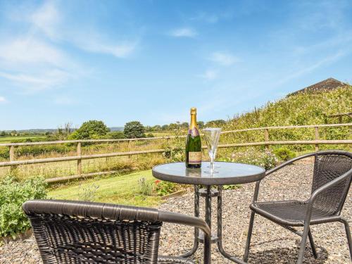 www.holidaycottagesholmfirth.co.uk