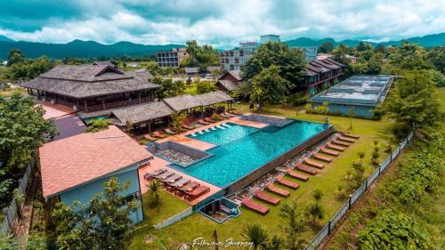 www.lishagrandvangvieng.com