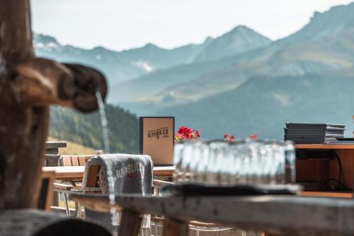 www.alpenblickarosa.ch