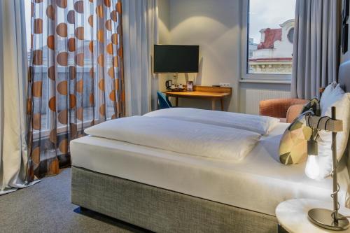 www.hotelgeorge.at