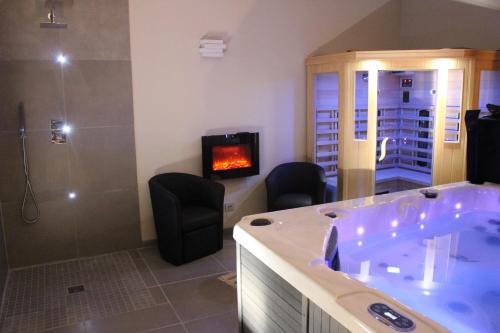 www.jacuzzi-suite-fecamp.fr