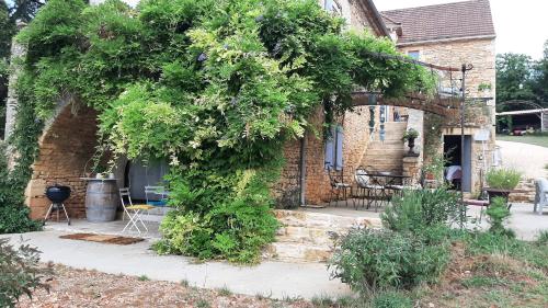 www.chaletlesfrenes.com