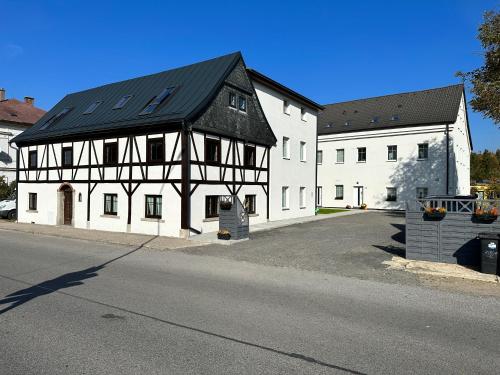 www.apartmanyhanicka.cz