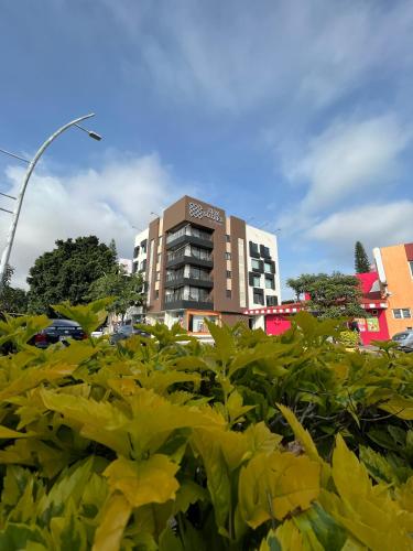 www.hotelsuitesregente.com