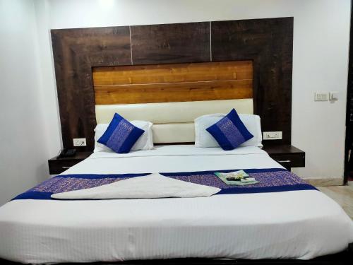 www.privadoboutiquerooms.com