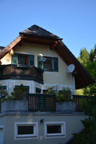 www.eichwald-ferienhaus-rosensteig.de