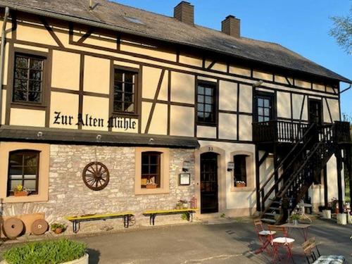 www.altemuehleboerfink.de