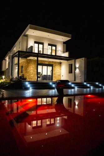 www.villasenomar.com