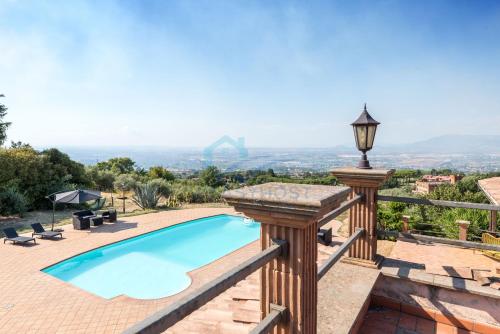 www.villacovri.com